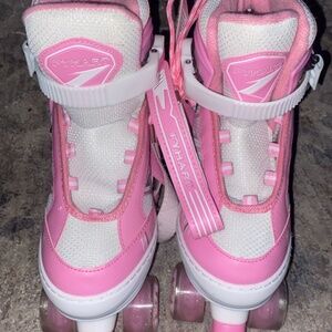 Light up roller skates